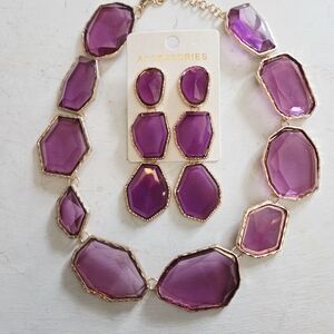 NWOT Fashion Couture Purple & Gold Chunky Oversized Necklace And Earrings Set